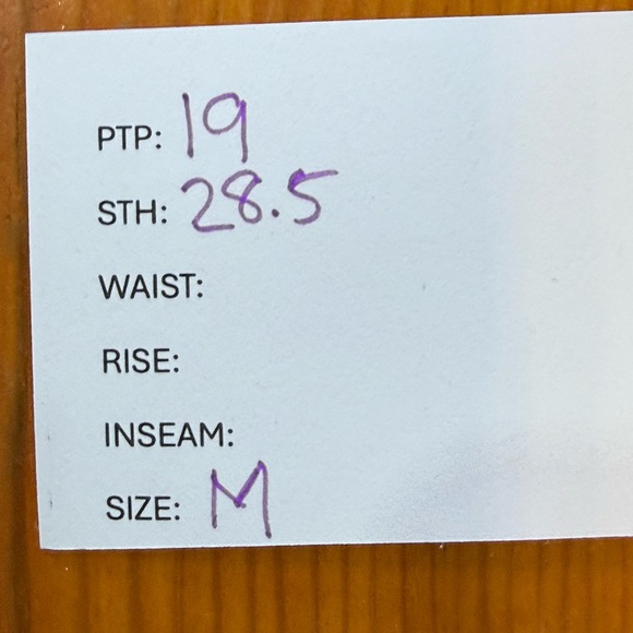 Ali and Elvis Vintage Graphic Tee with Iconic Duo Print - Picture 5 of 5